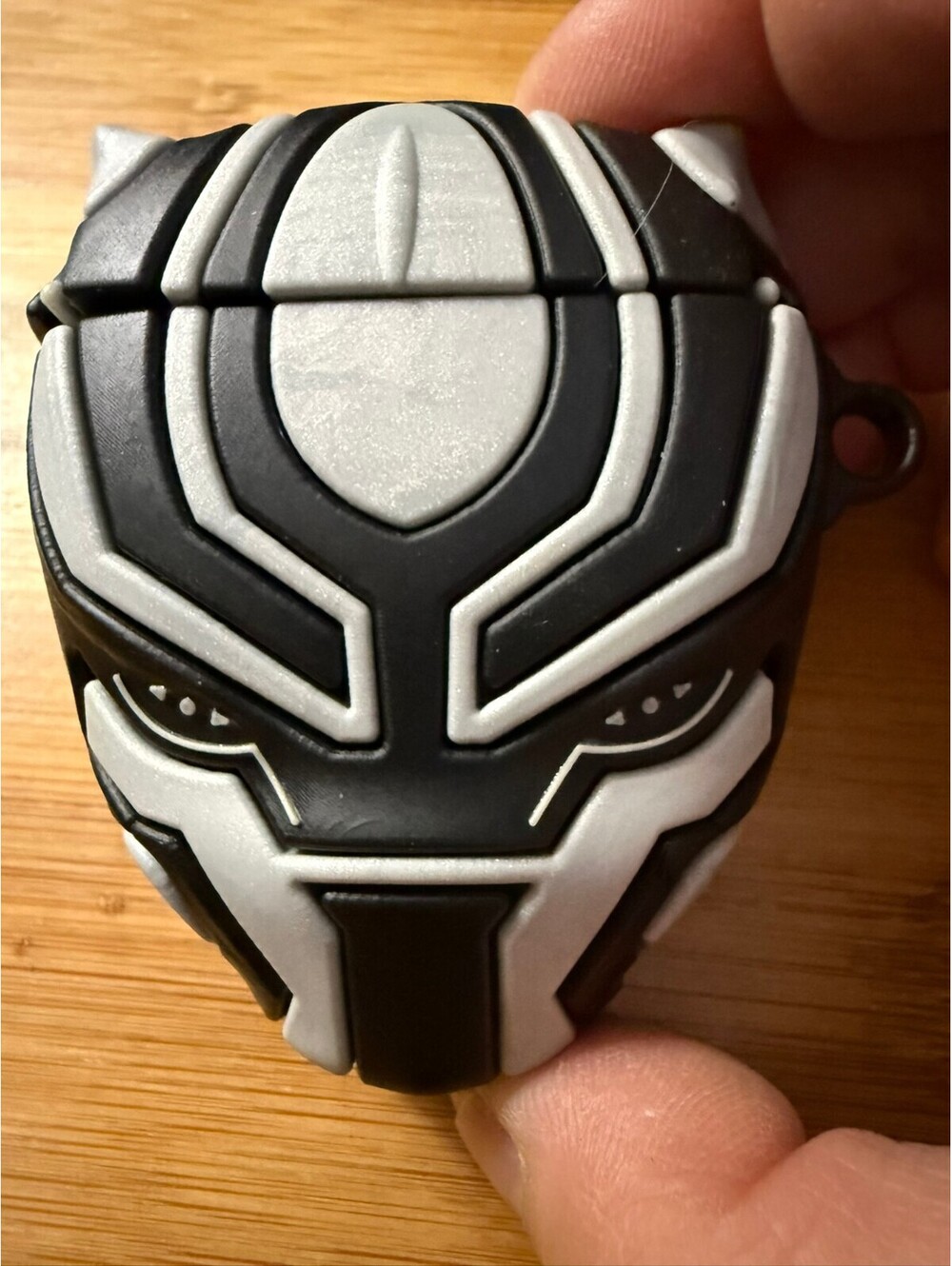 Black Panther Mask Silicone Keychain Airpods gen 1 -2 case or bag charm